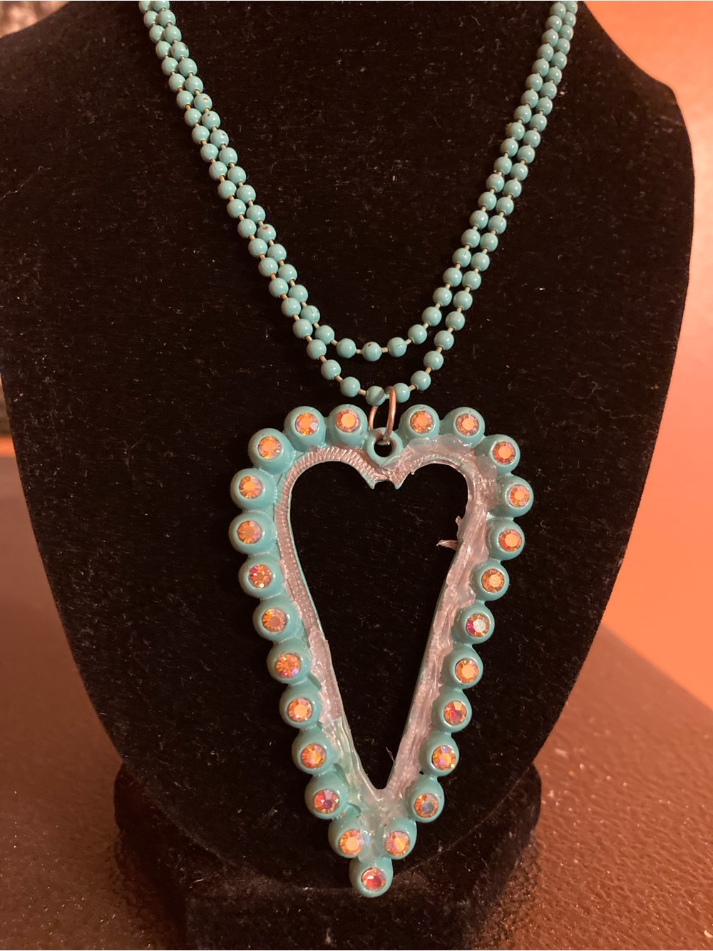 Turquoise Heart Pendant Bead Necklace - Women Jewelry